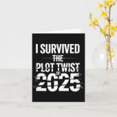 I Survived The Plot Twist Of 2025 Funny 2026 New Y カード (黄色い花)
