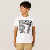I Was 6 Now I'm 7 Checkerboard Number Birthday Tシャツ (正面フル)