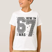 I Was 6 Now I'm 7 Checkerboard Number Birthday Tシャツ (正面)
