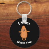 I Yam What I Yamシャツ – 踊りサツマイモ キーホルダー (正面)