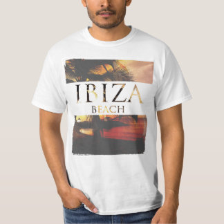 IbizaのビーチのTシャツのTシャツの人のギフト Tシャツ