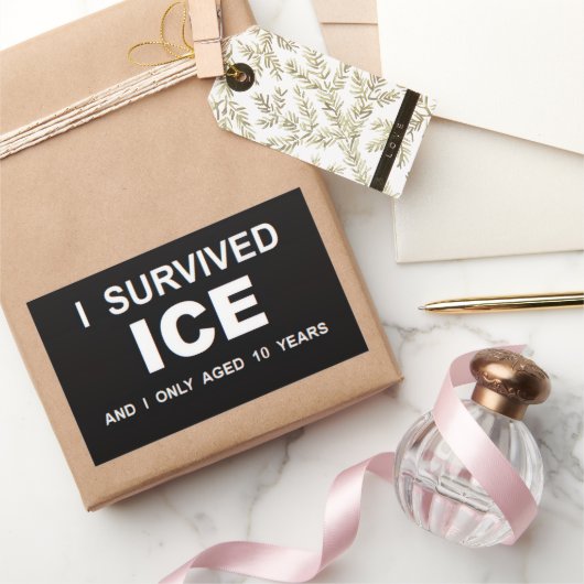 ICEを生き延びた 長方形シール (ギフト)