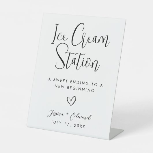 Ice Cream Station Modern minimalist Black White 台座サイン (正面)