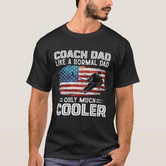 Ice Hockey Coach Dad Hockey Players USA Flag Tシャツ (正面)