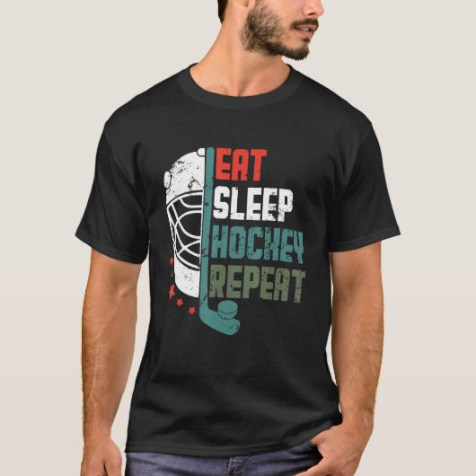 Ice Hockey Outfit Eat Sleep Hockey Repeat Funny Ic Tシャツ (正面)