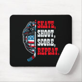 Ice Hockey Skate Shooy Score Repeat Player Men Boy マウスパッド (マウス)