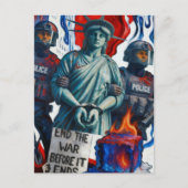 ice protest lady liberty arrested by police ポストカード (正面)