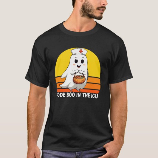 ICUの看護師のコードブー ハロウィンの女性看護師 Tシャツ (正面)