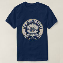 ICU夜勤看護師バッジTシャツ | 集中治療室