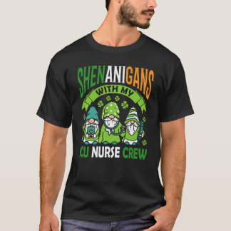 ICU看護師仲間との悪ふざけ セントパトリックの日 Tシャツ