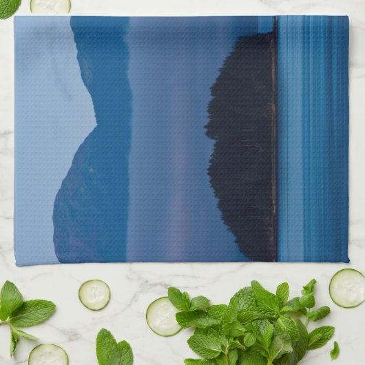 Icy Strait Point, Hoonah, Alaska Kitchen tea towel キッチンタオル (折り畳み)