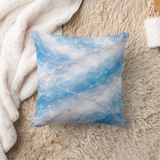 Icy Winter Wonderland Marble with Silver Veining クッション (ブランケット)