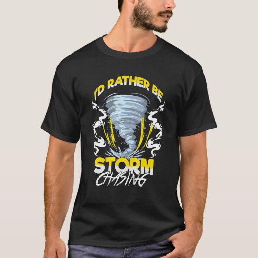 Idむしろ嵐はチェザートルネドハンターを追いかけている Tシャツ (正面)