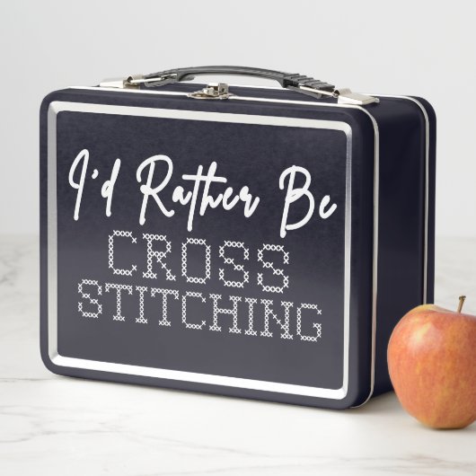 I'd Rather Be Cross Stitching - Cross Stitcher メタルランチボックス (インサイチュ)