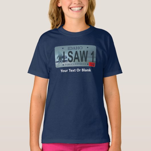 Idaho "I Saw 1" Sasquatch License Plate Tシャツ (正面)