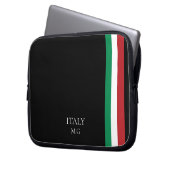 Identity Tech Custom Minimal Black Laptop Sleeve I ラップトップスリーブ (正面左)