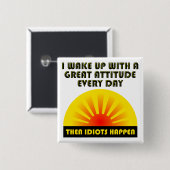 Idiots発生ボタおもしろいン 缶バッジ (正面&裏面)