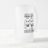Idiots Happen Funny Bird Quote Gifts フロストグラスビールジョッキ (正面右)