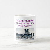 iditarodの恋人を競争させる犬のそり コーヒーマグカップ (中央)