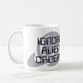 Ignore alien orders コーヒーマグカップ (左)