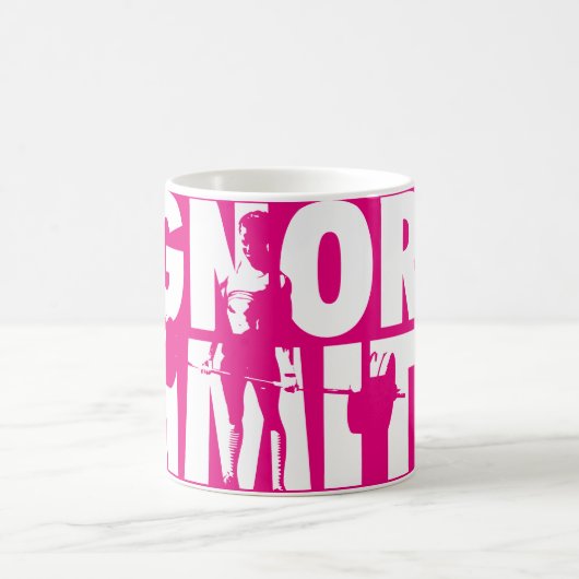 IGNORE LIMITS – 女性の重量挙げやる気を起こさせる コーヒーマグカップ (中央)