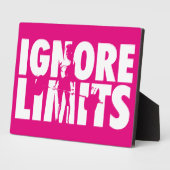 IGNORE LIMITS – 女性の重量挙げやる気を起こさせる フォトプラーク (側面)