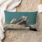 Iguana at St. Thomas ランバークッション (ブランケット)