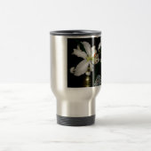 Iirshデザイン – ブラスとフラワーコレクション トラベルマグ (中央)