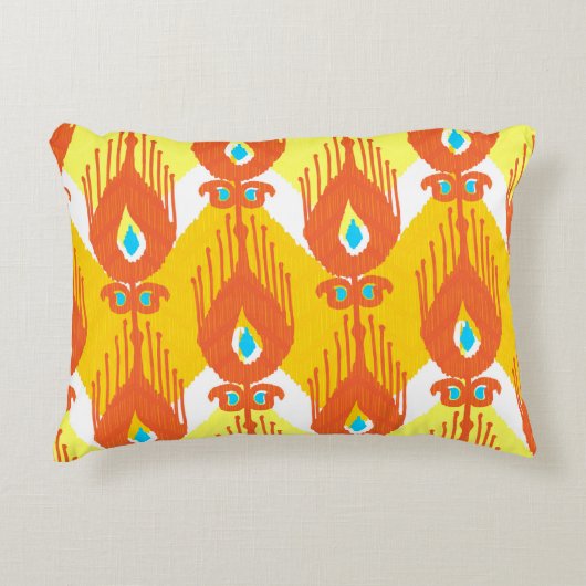 Ikat fabric pattern アクセントクッション (正面)