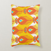 Ikat fabric pattern アクセントクッション (正面(垂直))
