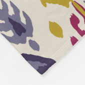 Ikat seamless pattern background Traditional patte フリースブランケット (角)