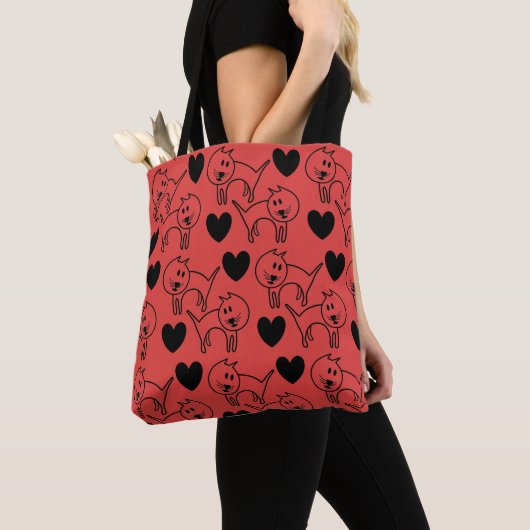 Illustrated Cats and Hearts Red Pattern トートバッグ (クローズアップ)