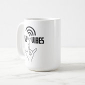 ILY ヴァイブス - 手話デザイン コーヒーマグカップ (正面左)