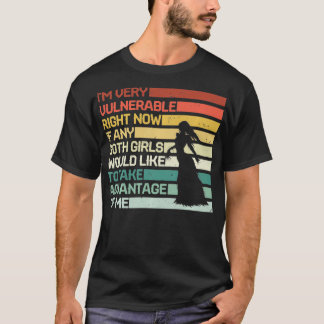 Imおもしろいは今すぐ脆弱なもしゴシックGir Tシャツ