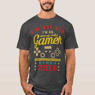Imは古くないIm熟練した2018ビデオゲームGaming 1 Tシャツ