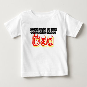 Imをかわいい考えれば私のパパに会うべきです ベビーTシャツ