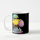 Im A Chick Magnet Funny Easter Chick Pun For Boys  コーヒーマグカップ (左)