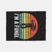 I'm A Fungi Shirt Funny Mushrooms Fun Guy Pun Biol フリースブランケット (正面(横))