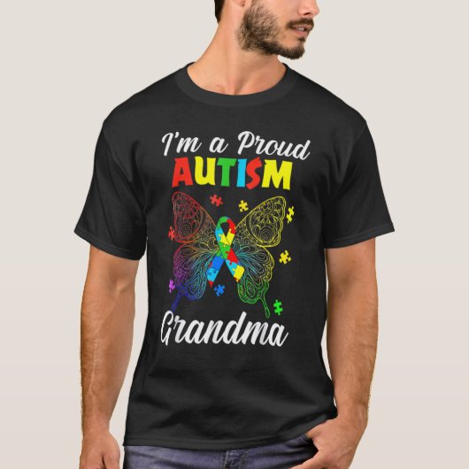 I'm A Proud Autism Grandma Puzzle Ribbon Butterfly Tシャツ (正面)