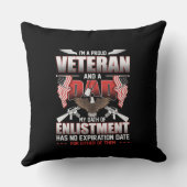 I'm A Proud Veteran and a Dad クッション (裏面)
