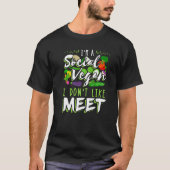 I'm A Social Vegan I Don't Like Meet Introvert Tシャツ (正面)
