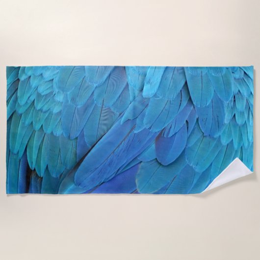 I'm blue - Macaw feathers ビーチタオル (正面)