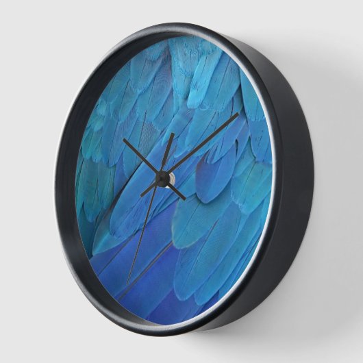 I'm blue - Macaw feathers 壁時計 (傾斜)