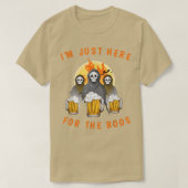 I'm Just Here For The Boos Ghost Drinking Funny Ha Tシャツ (デザイン正面)