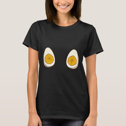 I'm Just Here For The Deviled Eggs Funny Couple Tシャツ (正面)