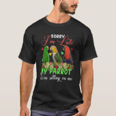 I'm Late Parrot Was Sitting On Me Group Floral Bir Tシャツ (正面)