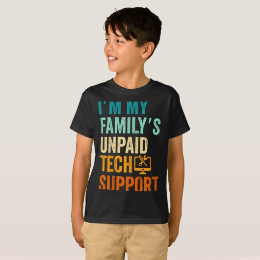 Im My Family’s Unpaid Tech Suprt It Engineer Compu Tシャツ (正面フル)