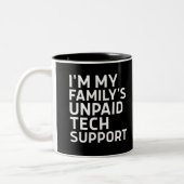I'm My Family's Unpaid Tech Support ツートーンマグカップ (左)
