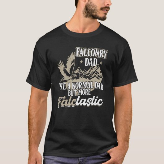 I'm Not Crazy I Just Train Falcons Falconry Tシャツ (正面)