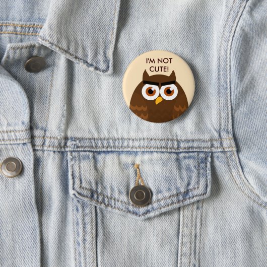 I'M NOT CUTE Owl Button 缶バッジ (インサイチュ)